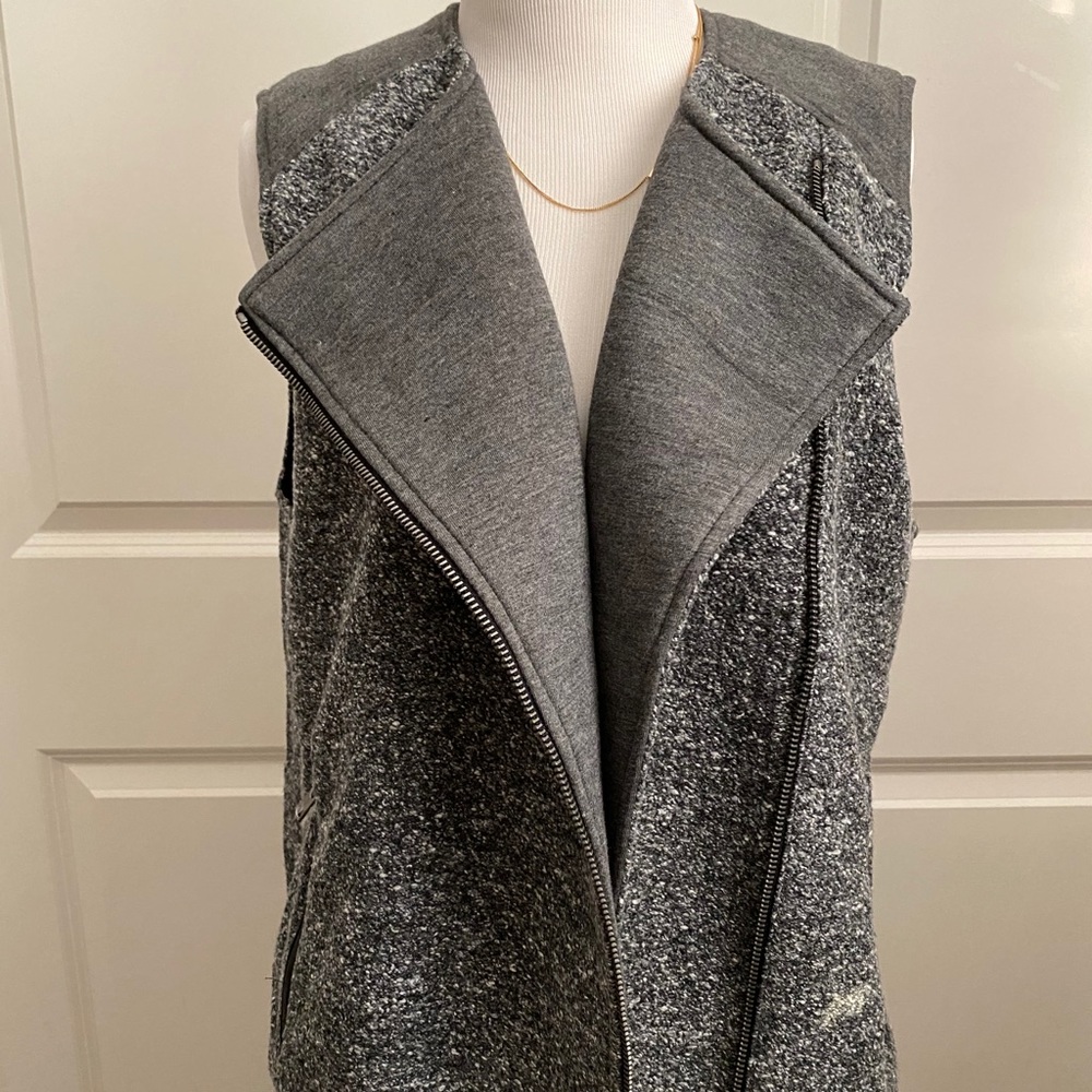 Club Monaco Avani Vest in Sz M